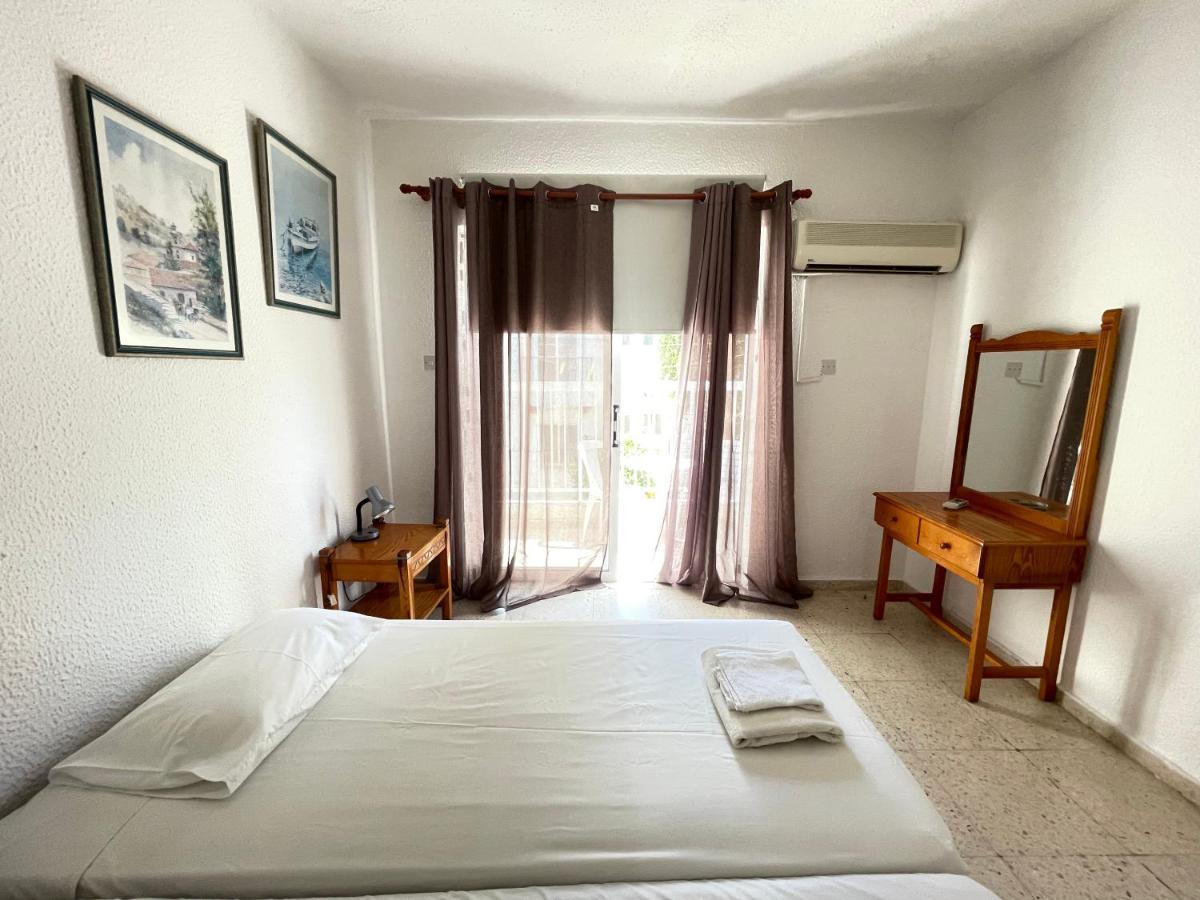 Dream Studio270M From The Beach Paphos Exterior photo