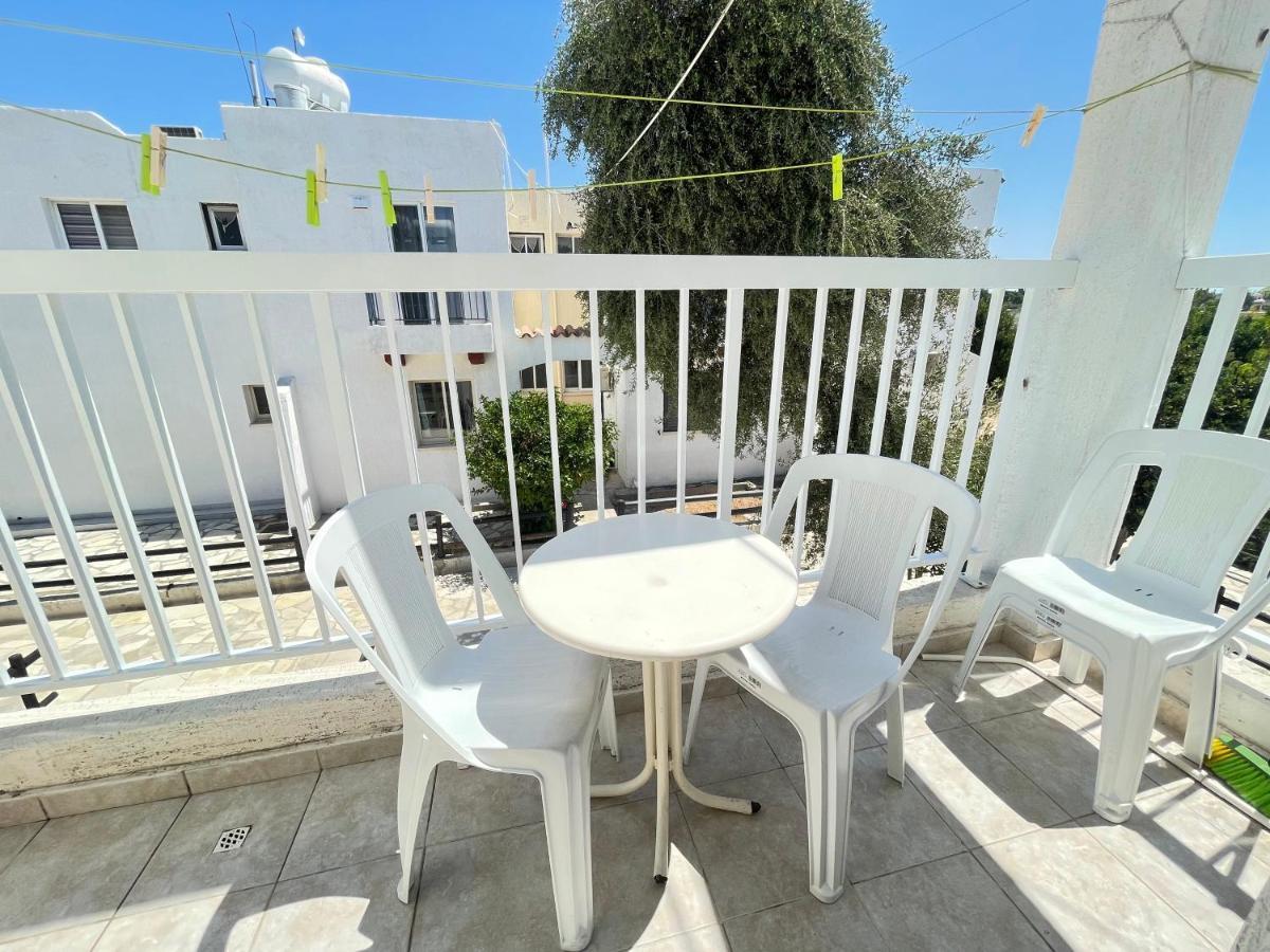 Dream Studio270M From The Beach Paphos Exterior photo